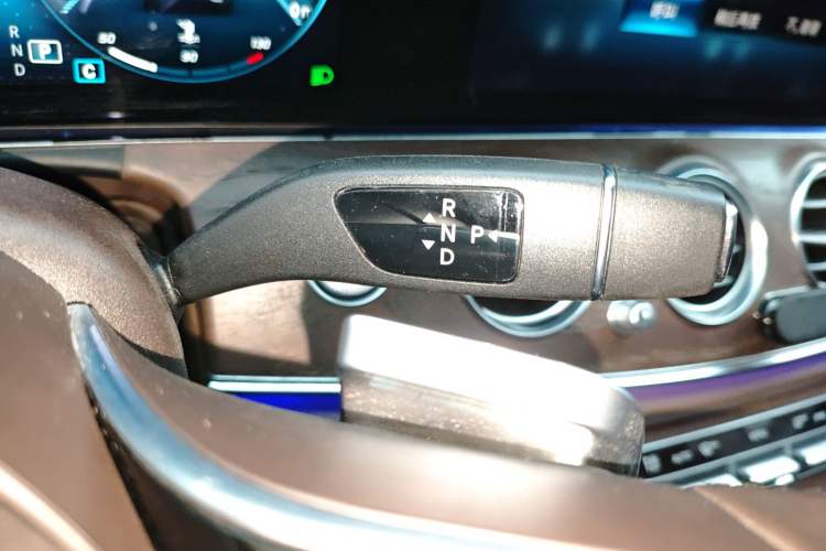 Used Mercedes-Benz E-Class 2022 Updated E 260 L
