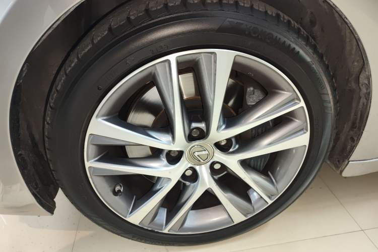 Used Lexus IS 2017 300 F SPORT Edition Exterior 4