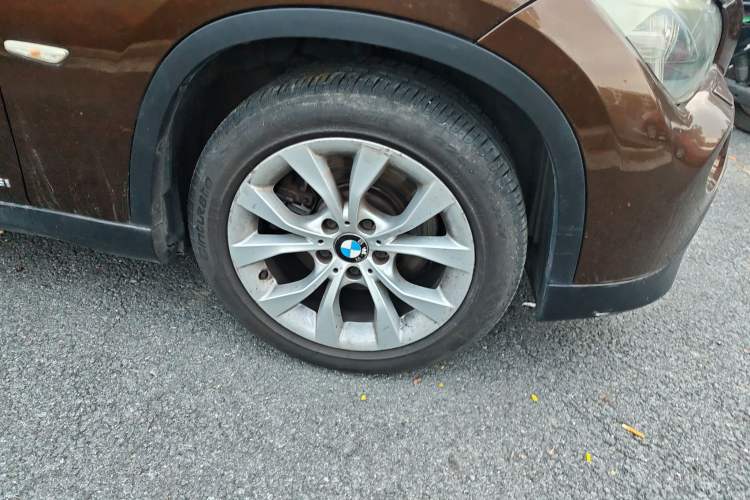 Used BMW X1 2010 xDrive25i
