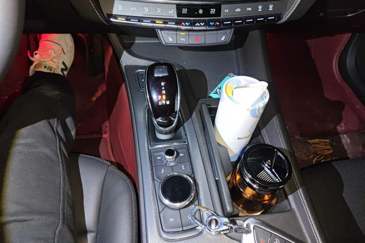 Used Cadillac CT5 2021 Revised 28T Luxury Version Gear Lever