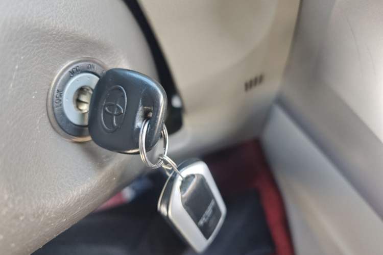 Used Toyota Verso 2014 Starlight 180E CVT Elite Edition