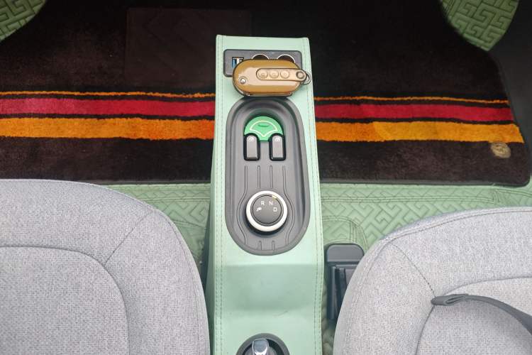 Used Wuling Hongguang MINIEV 2022 Macaron Premium Model – Lithium Iron Phosphate