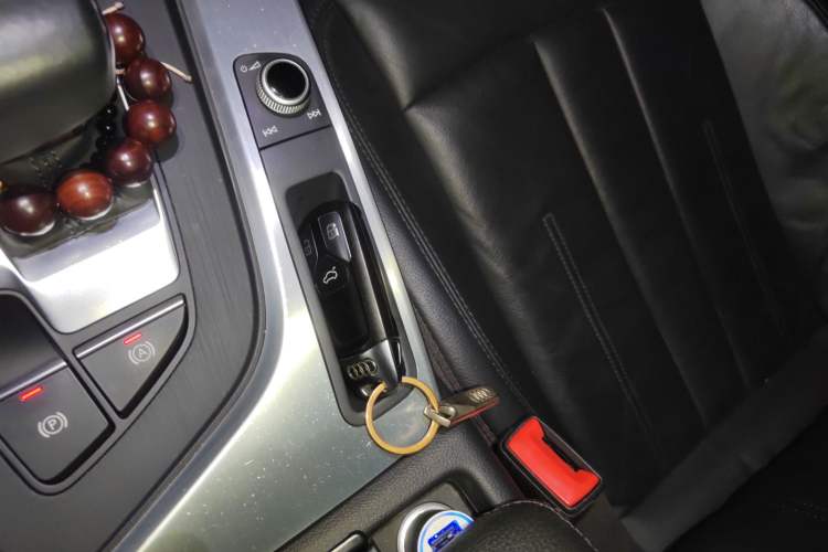 Used Audi A4L 2018 30th Anniversary Edition 40 TFSI Fashion Model