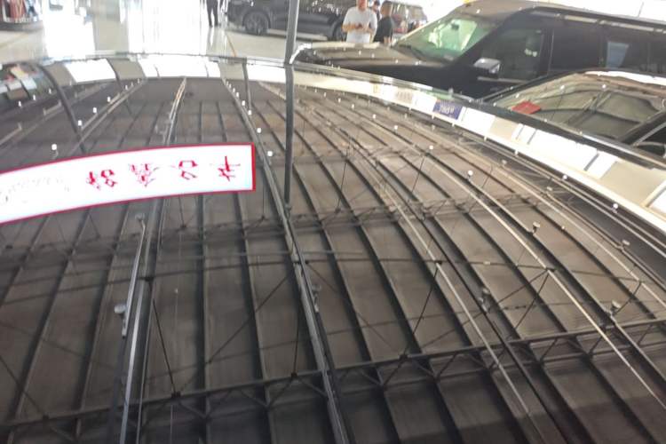 Used Tesla Model Y 2025 Rear-Wheel Drive First Edition Roof