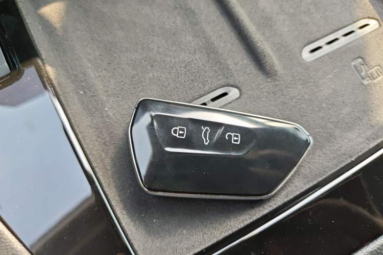 Used Volkswagen Talagon 2026 Model 450TSI Four-Wheel Drive Supreme 6-Seater Interior 1