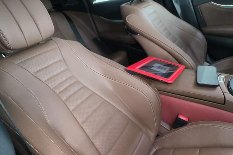 Used Mercedes-Benz E-Class 2022 Second Facelift E 260 L Sport Edition