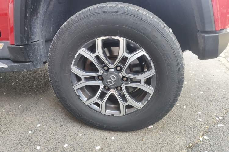 Used BAIC Off-Road BJ40 2019 2.0T Automatic Four-Wheel Drive Urban Hunter Edition Flagship Model China V Emission Standard Right Front Wheel Hub