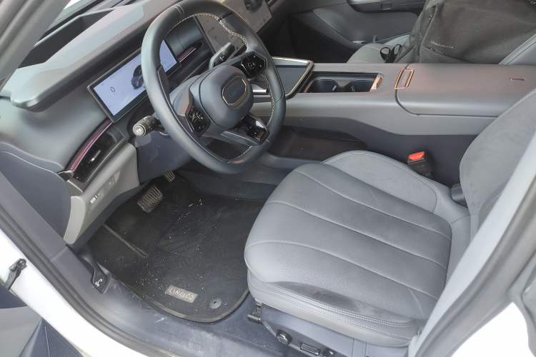 Used Lynk & Co 07 2024 EM-P 126 Long-Range Ultra
