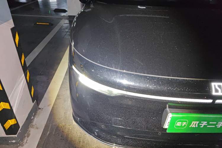 Used Zeekr 7X 2025 100 kWh Long-Range Rear-Wheel Drive with Intelligent Driving Features Right Front Headlight