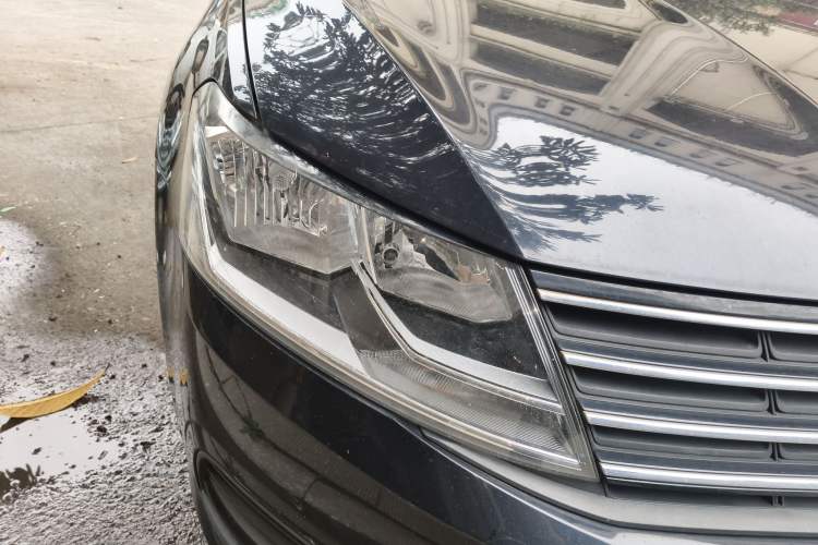 Used Volkswagen Lavida 2017 1.6L Manual Fashion Edition
