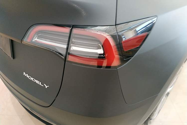 Used Tesla Model Y 2022 Rear-Wheel-Drive Version