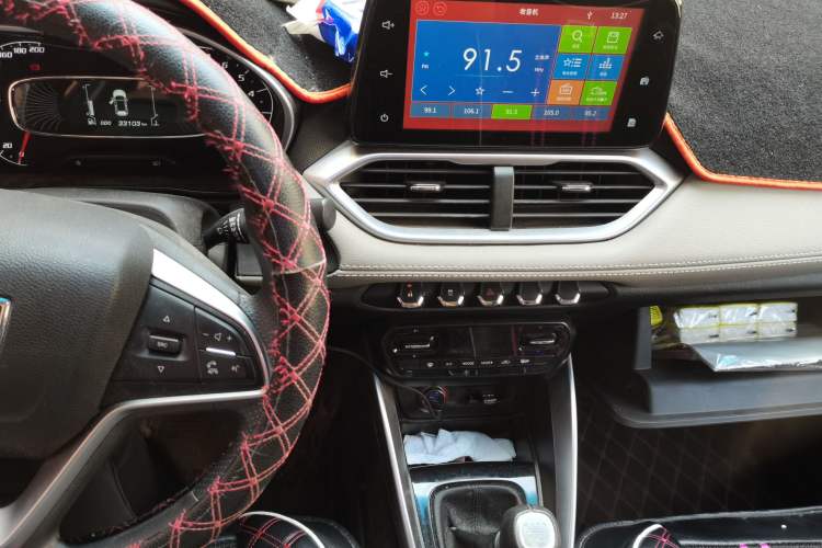 Used Baojun 510 2017 1.5L Manual Fashion Model
