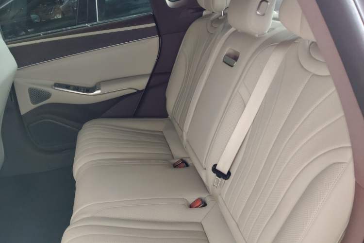 Used Denza Z9GT 2024 630 All-Wheel Drive Max Edition