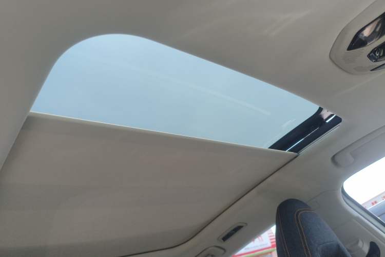 Used Lynk & Co 06 EM-P 2023 1.5T Remix PHEV Pro