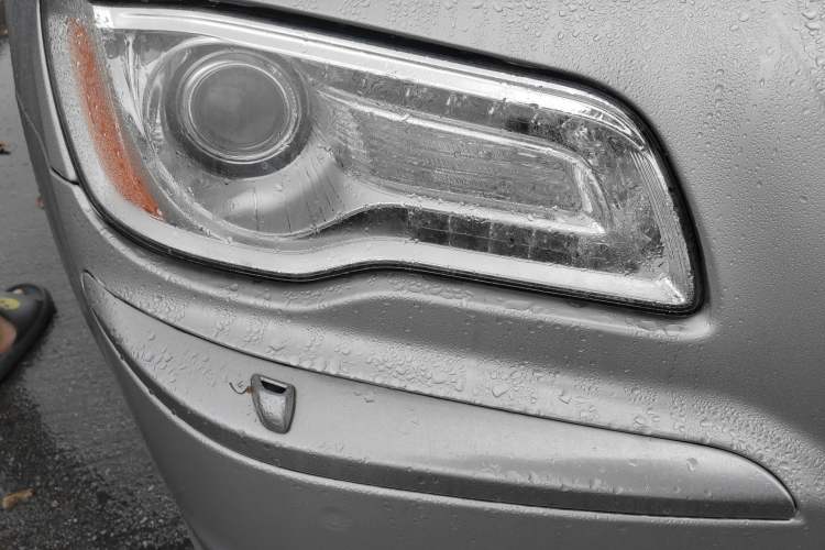 Used Chrysler 300C 2012 3.6L Luxury Edition Right Front Headlight