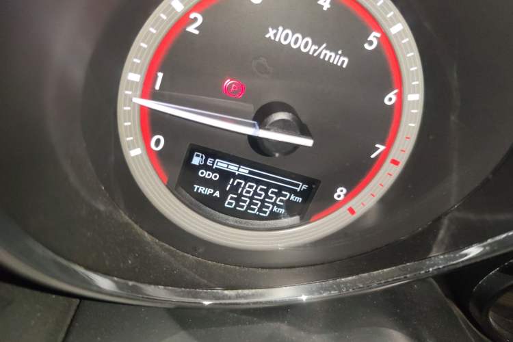 Used Bestune B70 2014 2.0L automatic luxury version