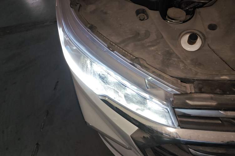 Used SAIC MAXUS G20 2020 2.0T Gasoline Automatic ZhiZun Edition