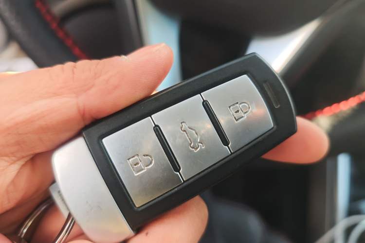 Used Zotye Domy X5 2015 1.5T CVT ZhiXian Model China IV Standard Vehicle Key