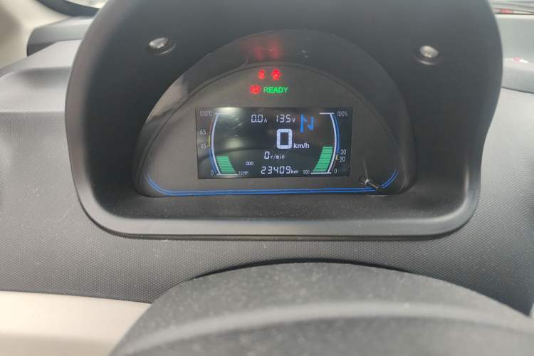 Used JMEV E200L 2018 E200L Standard Model (250 km)
