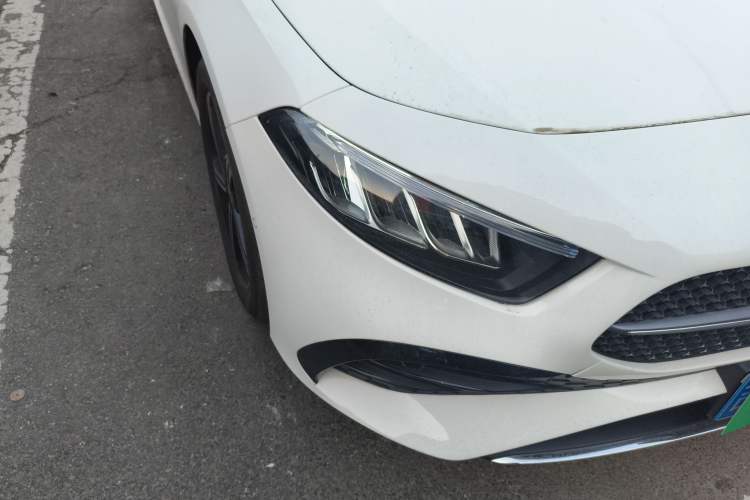 Used Mercedes-Benz A-Class 2025 A 200 L Fashion Model Right Front Headlight