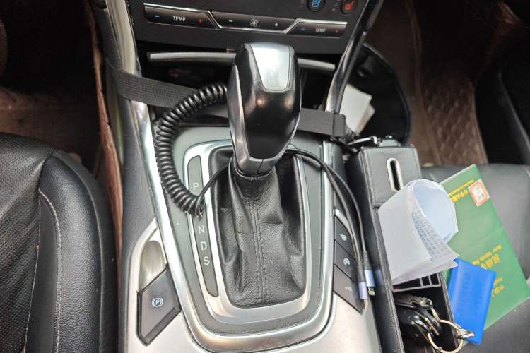 Used Ford Edge 2015 2.0T GTDi Four-Wheel Drive Prestige Model