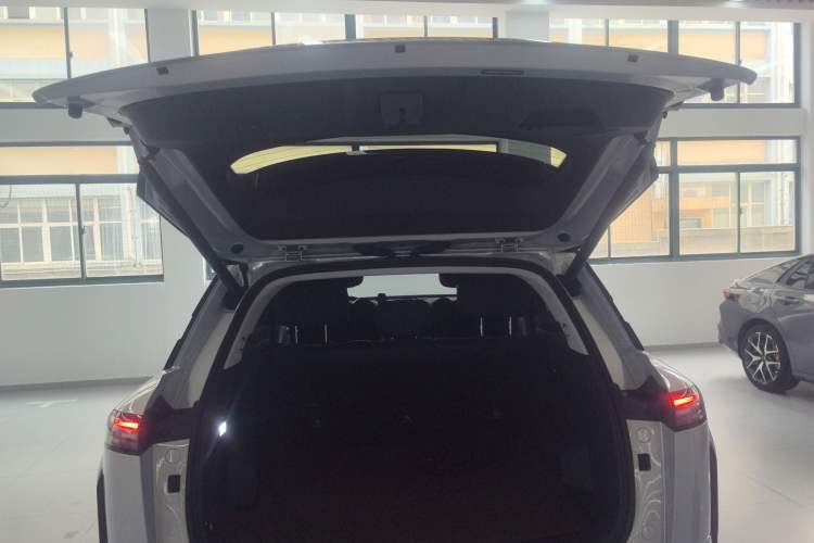 Used Chery Explore 06 C-DM 2024 Luxury Model