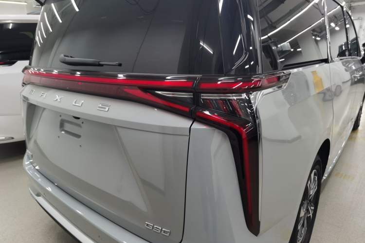 Used SAIC MAXUS G90 2022 2.0T Galaxy Seven-Seater Version