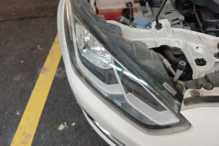 Used Ford Escort 2015 1.5L Manual Fashion Edition