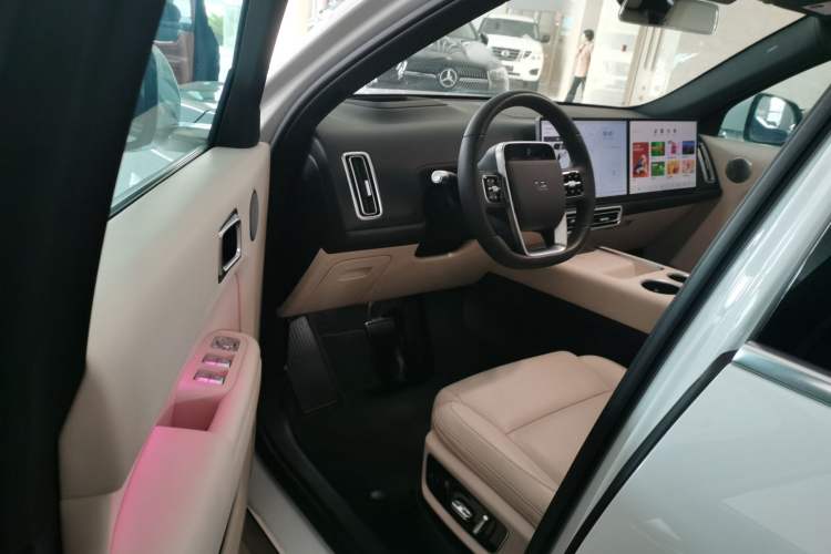 Used Li Auto L7 2024 Pro Model
