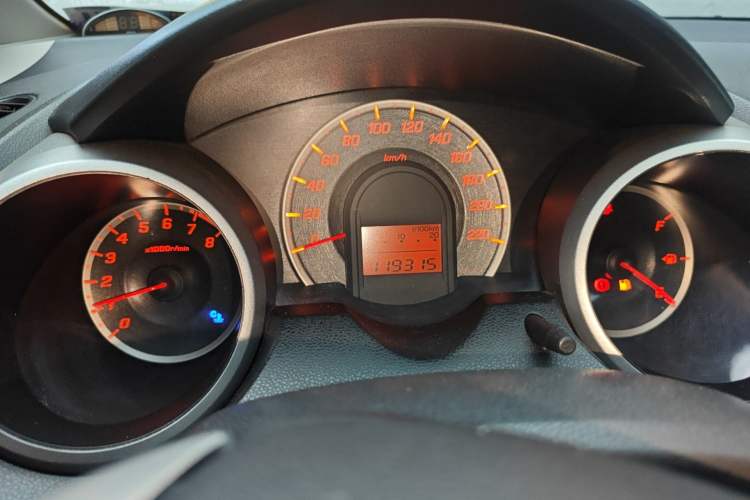 Used Honda Fit 2011 1.5L Automatic Luxury Edition