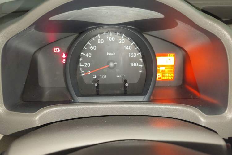 Used Nissan NV200 2018 1.6L CVT Luxury Model Instrument Cluster