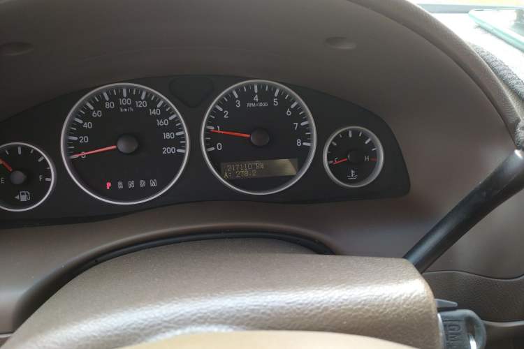 Used Buick GL8 2014 2.4L Classic Edition