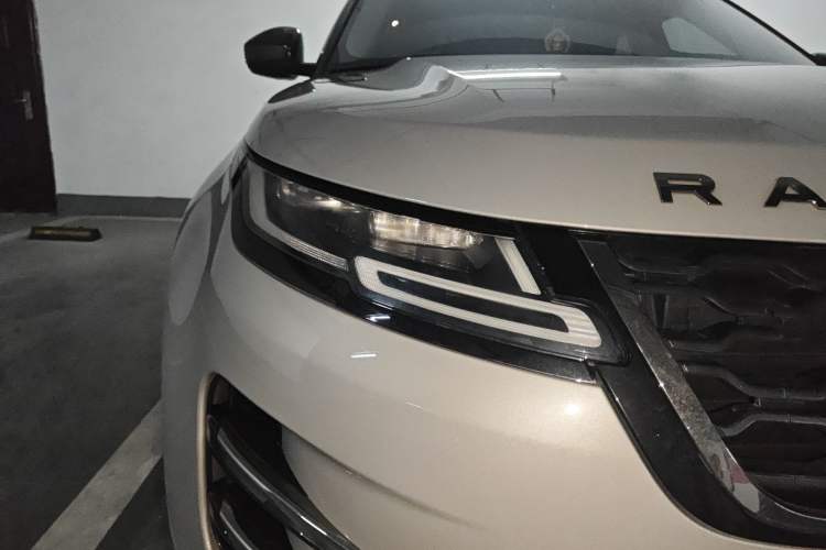 Used Land Rover Range Evoque 2021 Range Rover Velar L 249PS R-Dynamic First Edition
