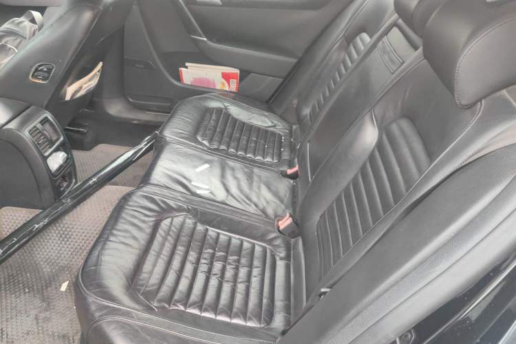 Used Volkswagen Magotan 2012 Revised 1.8TSI Luxury Version Left Rear Seat