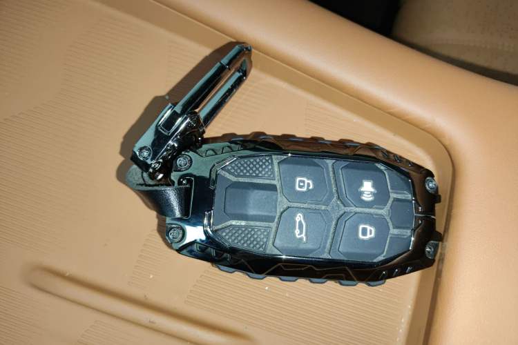 Used JETOUR Shanhai L7 Plus 2025 Model 220km Flagship 7-seater
