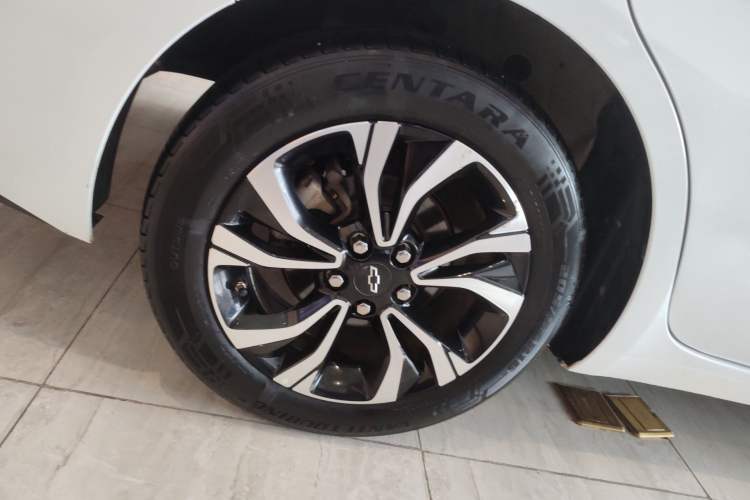 Used Chevrolet Monza 2019 RS 330T Automatic Comfort Edition China VI Standard Right Rear Wheel Hub