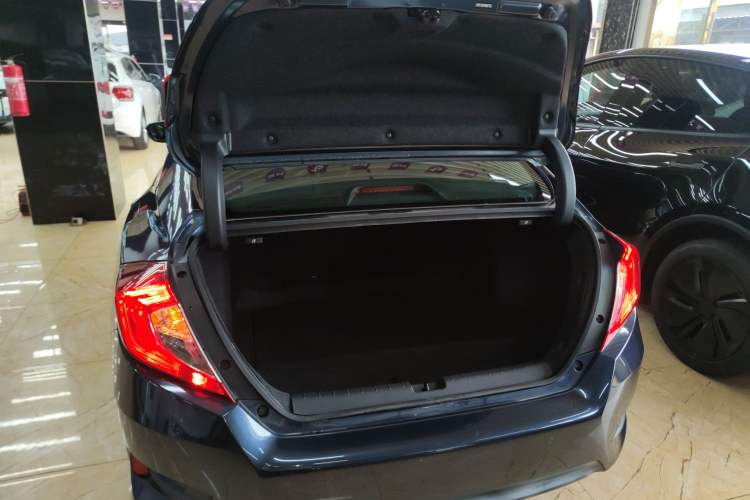 Used Honda Civic 2016 220TURBO CVT Prestige Edition