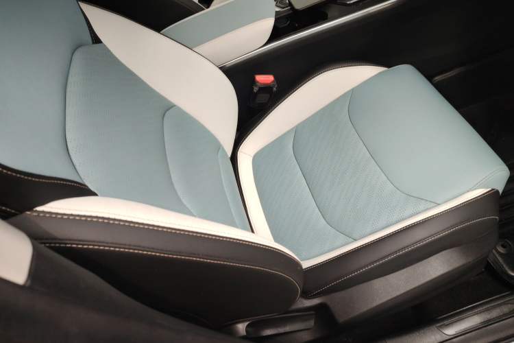 Used Geely Auto Emgrand S 2022 1.4T CVT Crossover Player Edition