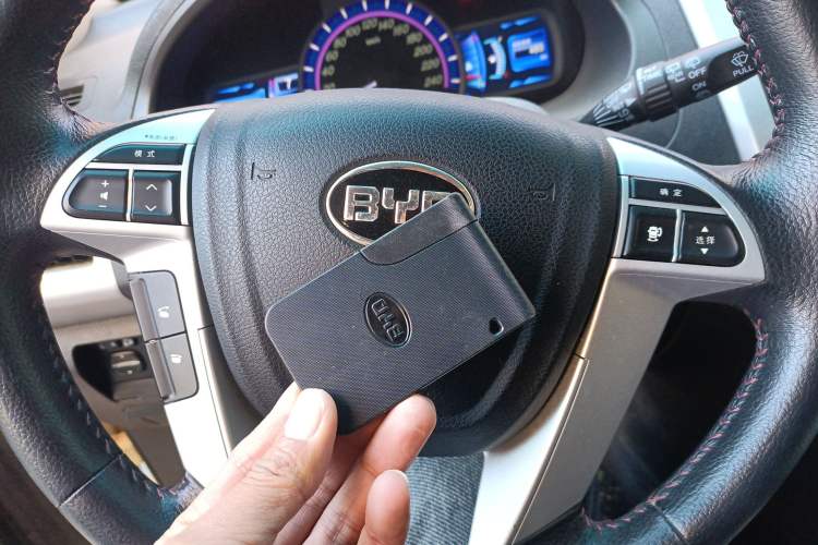 Used BYD S6 2014 1.5TI Manual Luxury 5-Seater