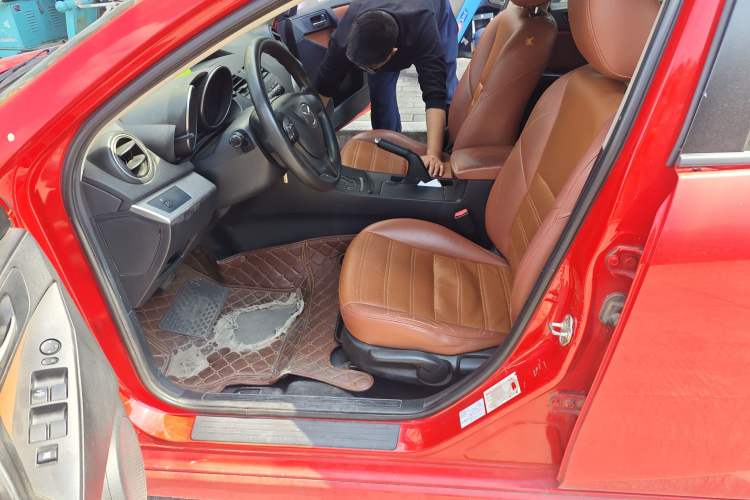 Used Mazda 3 2013 Hatchback 1.6L Automatic Elite Model Left Front Seat