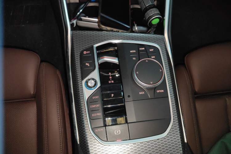 Used BMW i3 2023 eDrive 40 L Midnight Edition