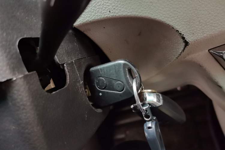 Used Jinbei New Hiace S 2018 1.5L Wealth Edition DLCG14 Vehicle Key