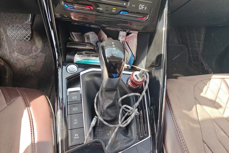 Used Volkswagen Tayron 2021 280TSI Two-Wheel Drive Luxury Smart Connectivity Version