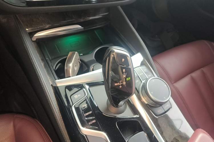 Used BMW 5 Series 2020 530Li Leading Model M Sport Package Gear Lever