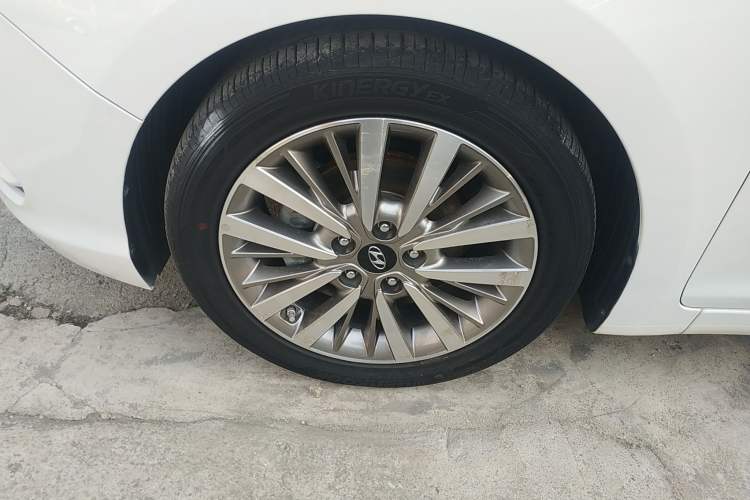 Used Hyundai Mistra 2017 1.8L Automatic Deluxe DLX Model China V Emission Standard
