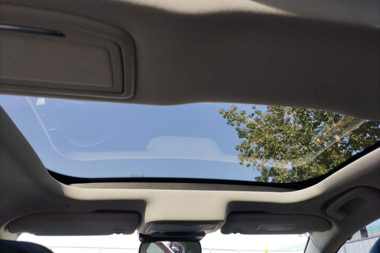 Used Lincoln Z 2024 2.0T Two-Wheel Drive Prestige Hybrid Version
