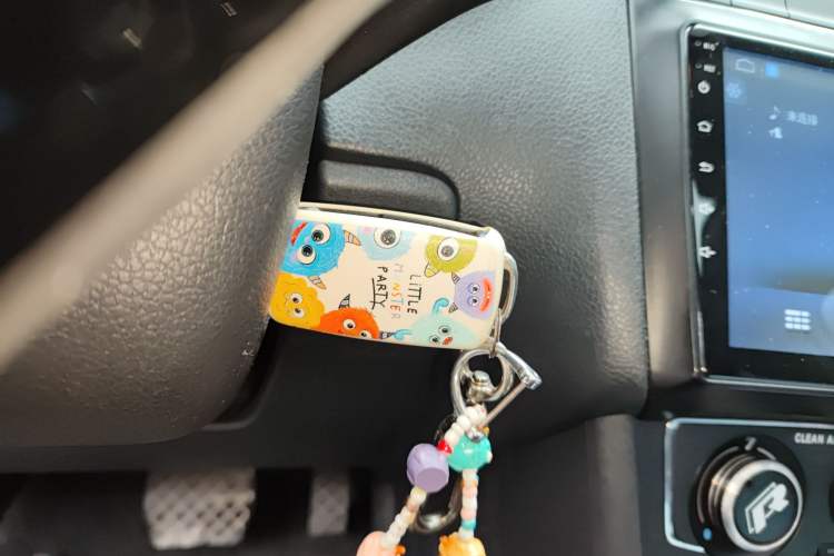 Used Volkswagen Polo 2016 1.6L Automatic Comfort Model