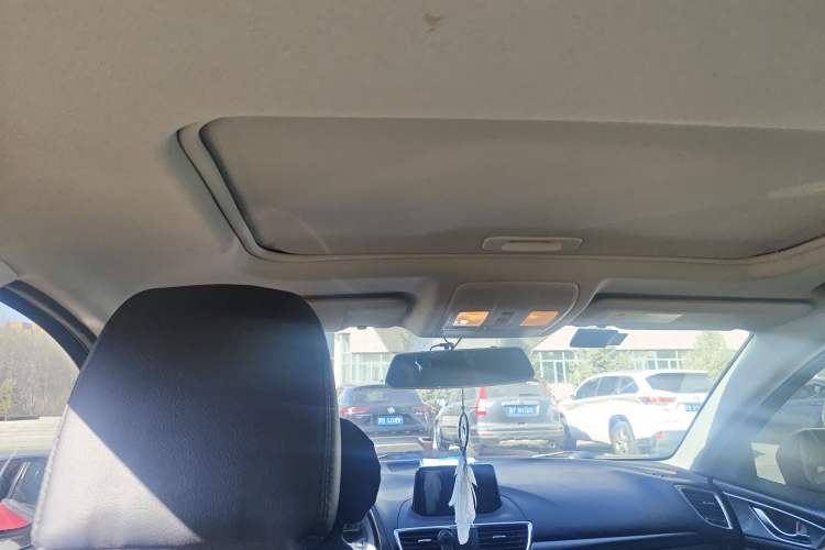 Used Mazda Mazda 3 Axela 2017 Sedan 2.0L Automatic Prestige Model China V Standard
