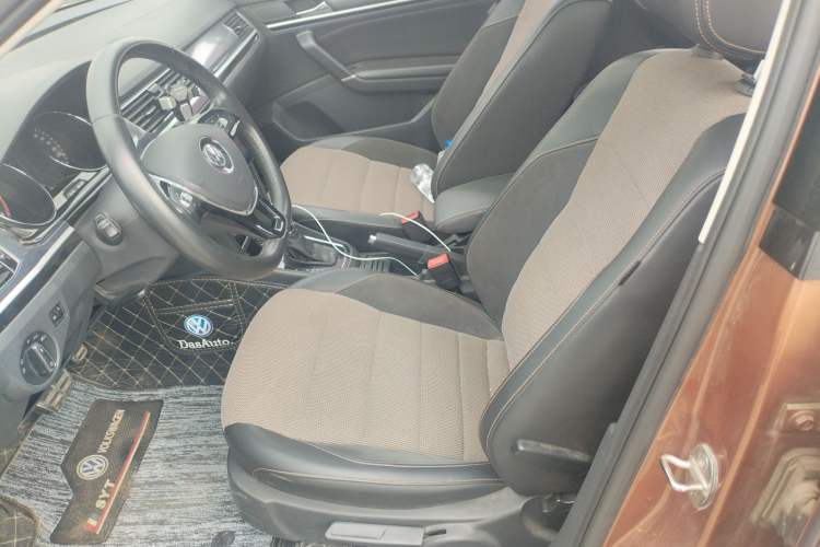 Used Volkswagen C-TREK 2018 1.5L Automatic Comfort Model
