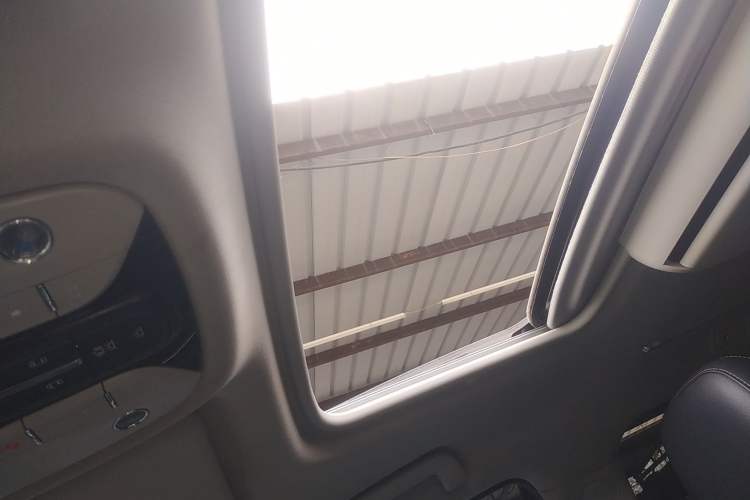 Used GAC Trumpchi M8 2020 Master Edition 390T Deluxe Version Headliner